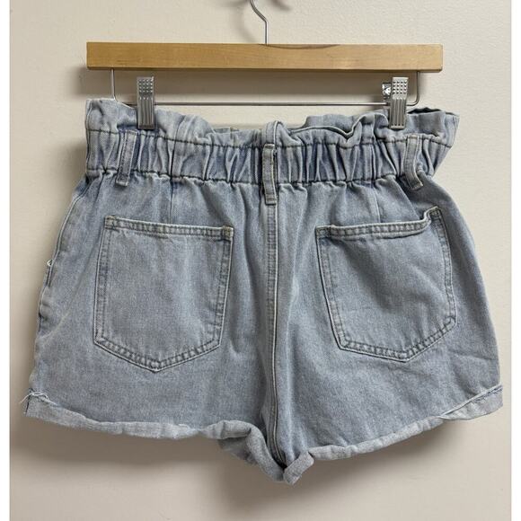 Day + Moon Women's Paperbag High Rise Denim Shorts Size L Ligh Wash Distressed - Picture 2 of 7